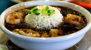 The Gumbo Diner food