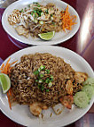 Pad Thai food