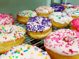 Sarah Donuts(mcginnis Ferry) food