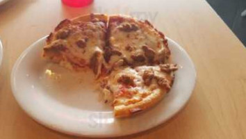 Pizza Hut food