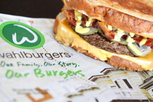 Wahlburgers food