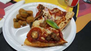 Pizza Hut food