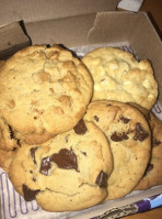 Insomnia Cookies food