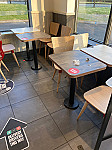 Kfc Tamworth Ventura Retail Park inside