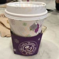 Coffee Bean And Tea Leaf food