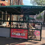 Famous Burger Extérieur
