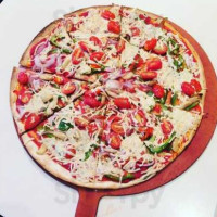 Skinny Pizza food