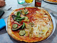 Pizzeria Fratelli Buccolieri food