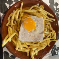 A Alma da Francesinha food