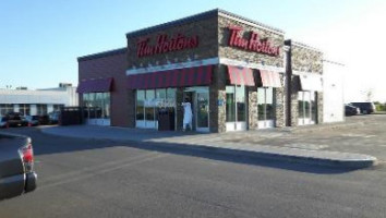 Tim Hortons outside