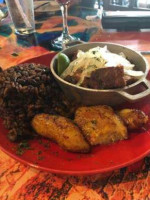 Nini's Cuban Cuisine food