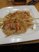 Etown Noodles food