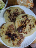 Antojitos De San Cecilio food