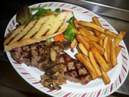 Rednex Grill food