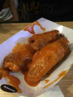 Buffalo Wild Wings Warrington food