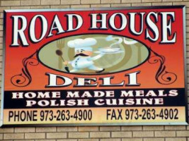 Roadhouse Deli inside