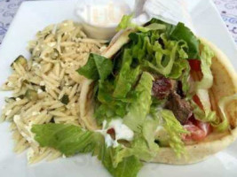 Yanni's Gyro Express food