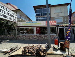 Yusuf Usta Etliekmek outside