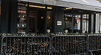 Pinzutu Bistro Corse outside