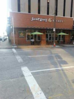 Saint Louis Bread Co. outside