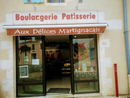 Aux Delices Martignacais food