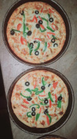 Pizza De Max food