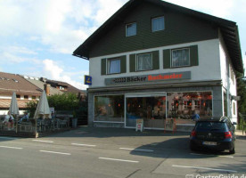 Bäckerei Bachmeier outside