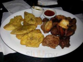 Yarumba Lounge food