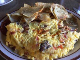 Omelet House food