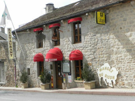 La Petite Maison food