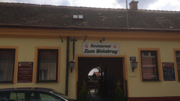 zum Weinkrug outside