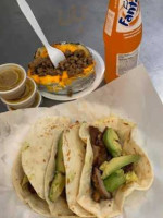 Taqueria Juarez food