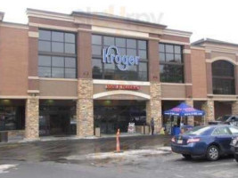 Kroger Bakery outside