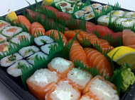 Shin Sushi food