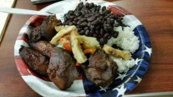 La Criollita Cafeteria food