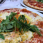 Pasta E Pizza Alla Scala food