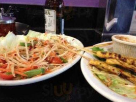 King's Thai Cuisine food