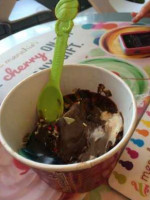 Menchie's Frozen Yogurt food