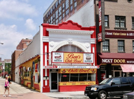 Ben’s Chili Bowl food