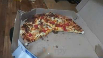 Domino's Pizza food