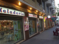 La Jijonenca outside