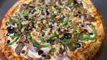 Oasis Pizza food