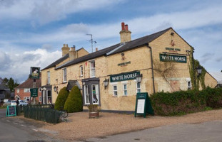 The White Horse outside