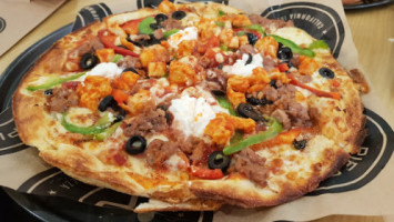 Pieology food