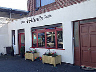 Fellini's outside