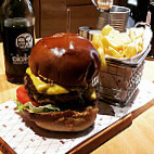 Burger Van Bistro food