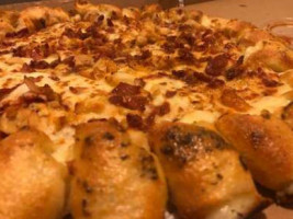 Pizza Hut food