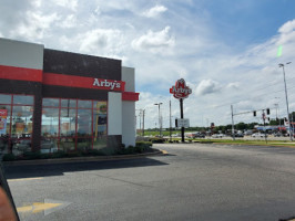 Arby's outside