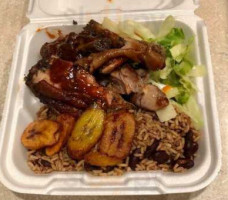 Hartman Jerk Center food