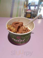 Uptown Swirl Frozen Yogurt And Crepes food